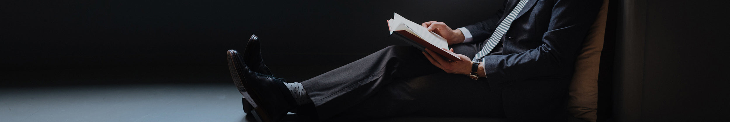 The Bluffworks Business Capsule Wardrobe & Packing List