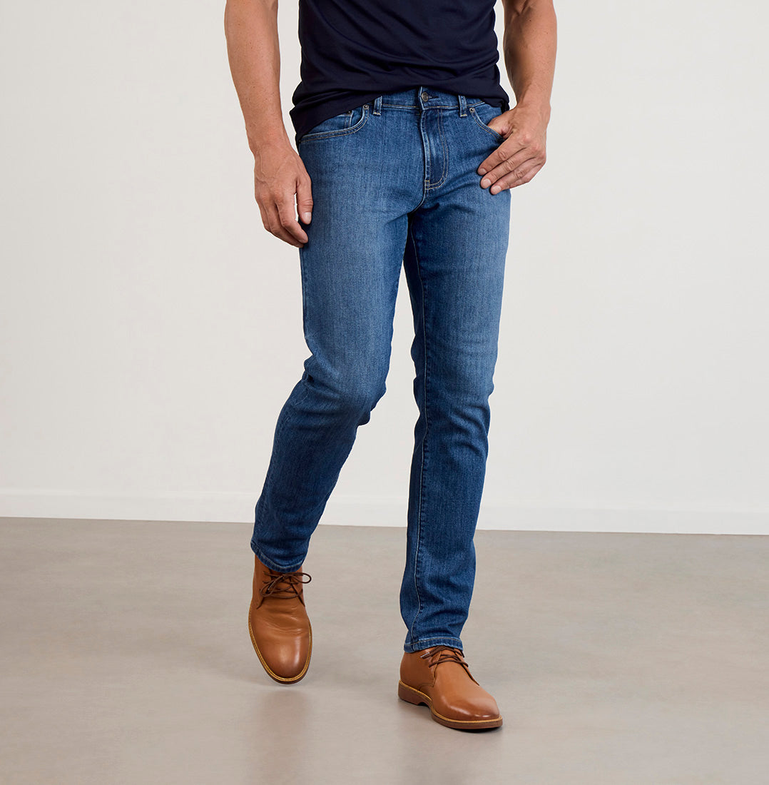 Departure Jeans 3.0 Regular Fit - Light Blue Wash 30 / 32 Departure Jeans 3.0 Regular Fit - Light Blue Wash 30 / 32